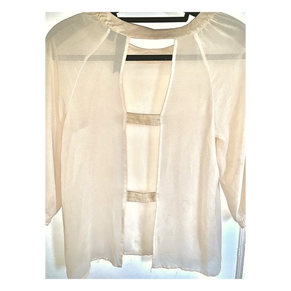 PETTICOAT ALLEY Blouse Sheer Cream Blouse Open Back Size XS - Picture 3 of 5